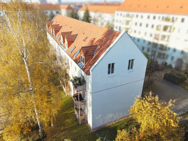 Wohnhaus in grüner Nachbarschaft